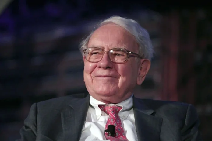 Berkshire-Hathaway-накапливает-наличность_-но-Уоррен-Баффет-не-знает-как-потратить-деньги